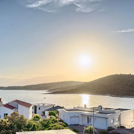 Lägenhet Antev Sevid